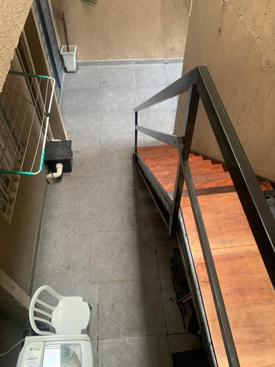 Casa Fundos Eco City 03 Simples E Confortavel Com 2 Quartos E Garagem กูรีตีบา ภายนอก รูปภาพ