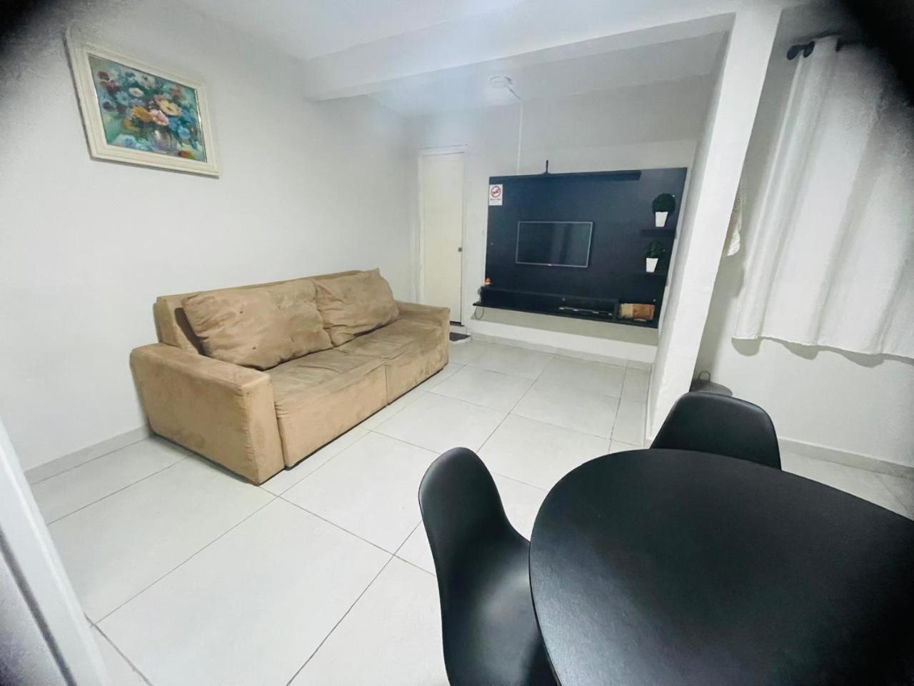 Casa Fundos Eco City 03 Simples E Confortavel Com 2 Quartos E Garagem กูรีตีบา ภายนอก รูปภาพ