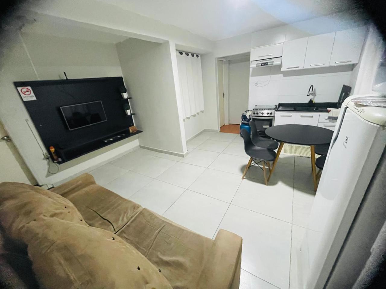 Casa Fundos Eco City 03 Simples E Confortavel Com 2 Quartos E Garagem กูรีตีบา ภายนอก รูปภาพ