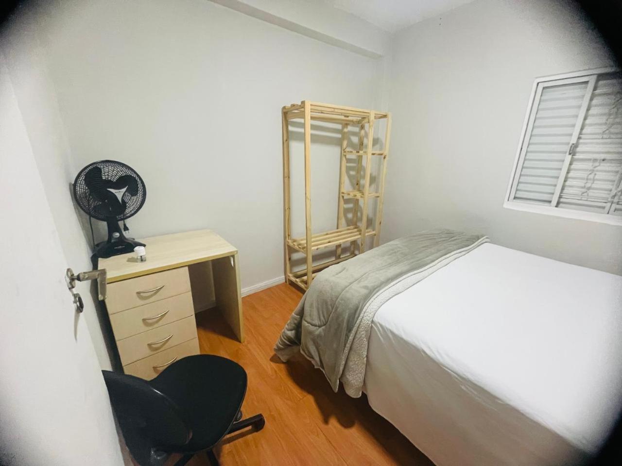 Casa Fundos Eco City 03 Simples E Confortavel Com 2 Quartos E Garagem กูรีตีบา ภายนอก รูปภาพ